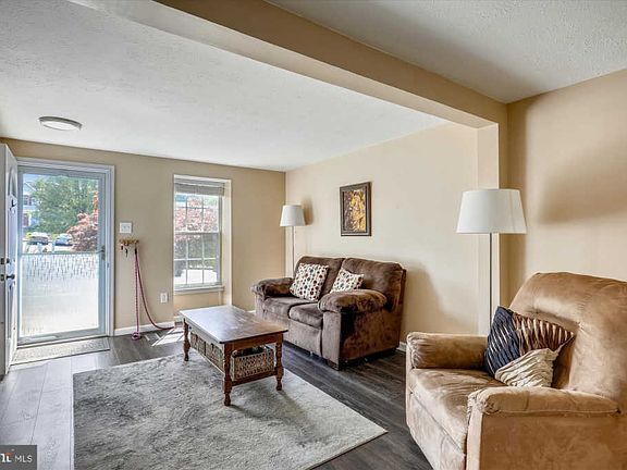 5th image of 1335 Germander Dr