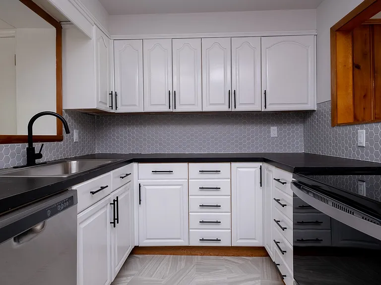 1021 Maynor Ave — Photo 12