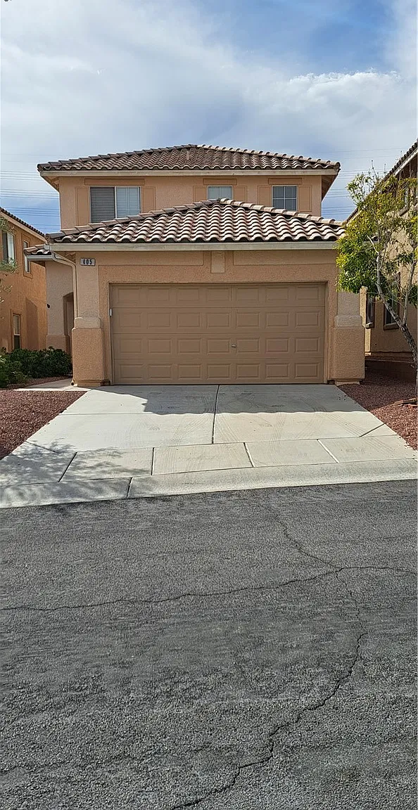 4 bed, 3.0 bath, 1718 sqft, $2,800 — Photo 1