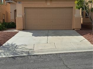 405 Sonoma Valley St, Las Vegas, NV 89144