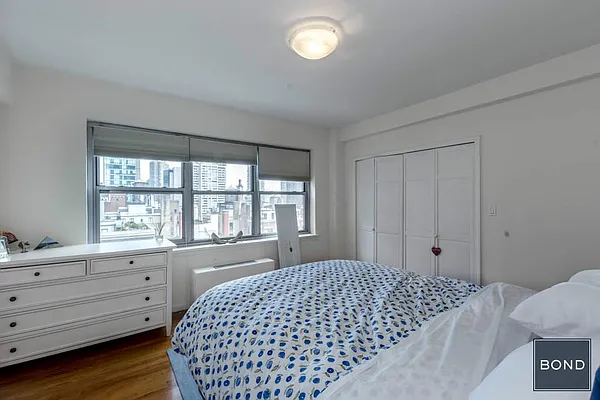 Rented by Bond New York | media 16