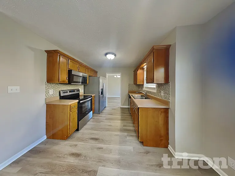 629 Wolfchase Dr — Photo 6
