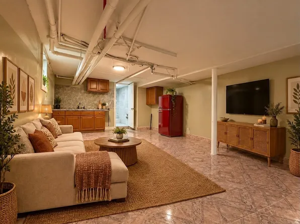 106 Lake Ave APT 1, Yonkers, NY 10703