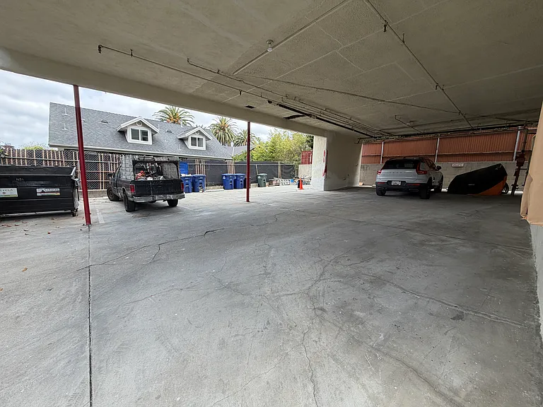 1651 Golden Gate Ave #7 — Photo 8