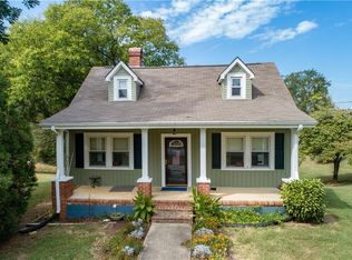 952 Lick Fork Creek Rd, Reidsville, NC 27320