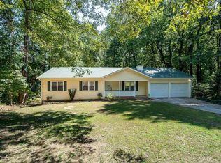 569 Ayres Rd, Mableton, GA 30126