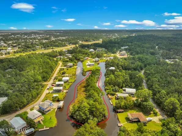 Kament St, Bay Saint Louis, MS 39520