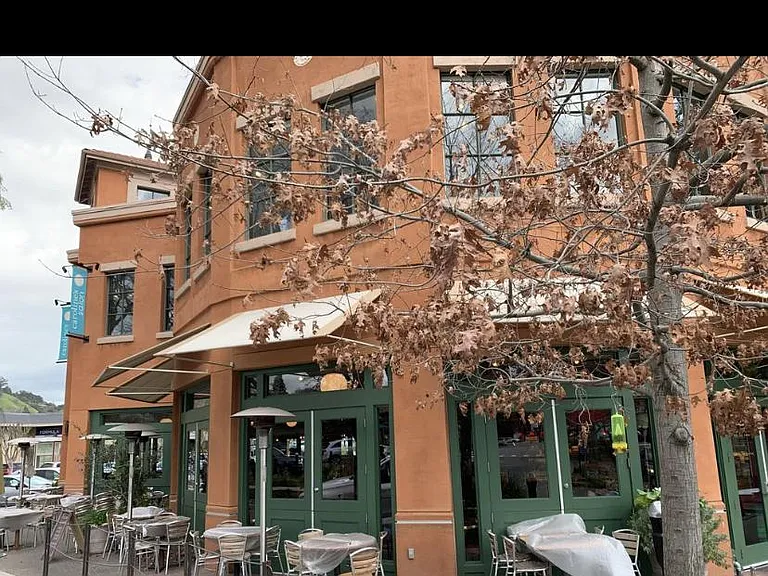 917 Hough St #9 — Photo 47