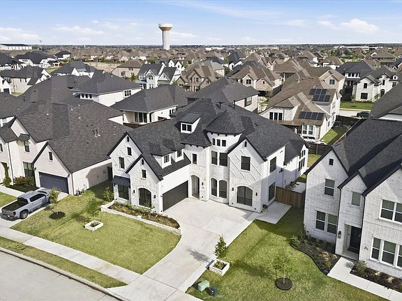3rd image of 2860 Firefly Pl