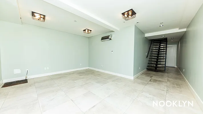 Rented by Nooklyn NYC LLC | media 7
