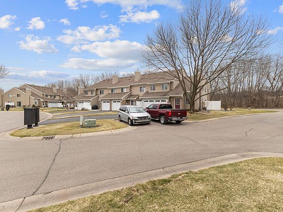 5th image of 610 85th Ln NW #8NW