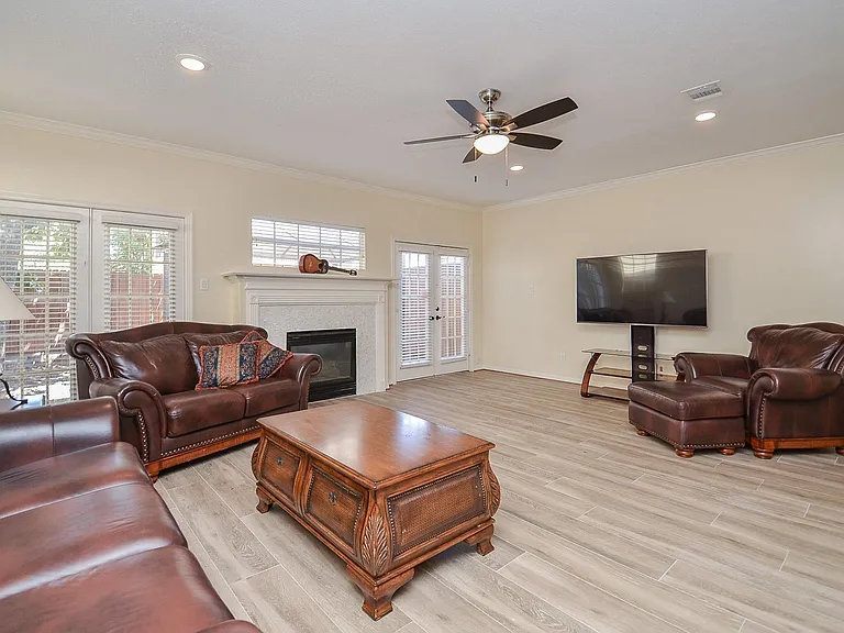 4916 Inker St — Photo 12