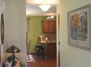 15319 Meadows Dr, Grand Haven, MI 49417