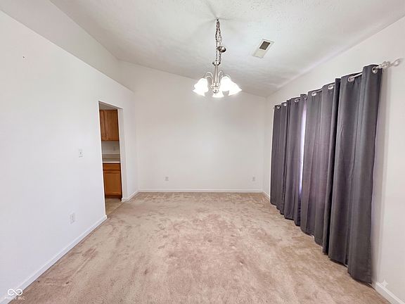 4th image of 16313 Clarks Hill Way