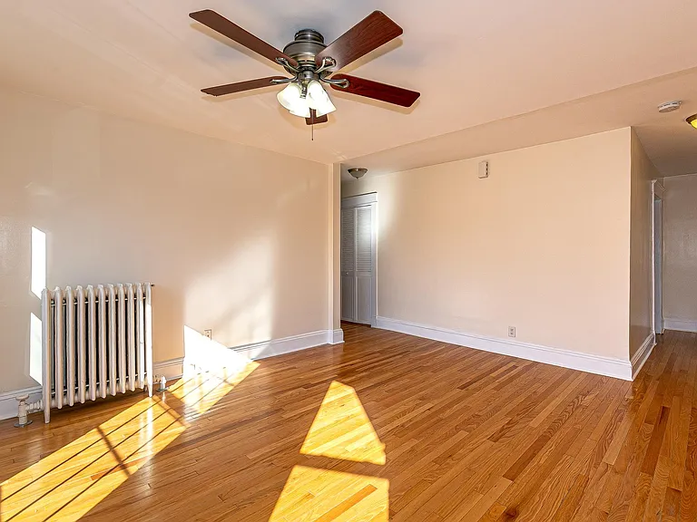 114 Lexington Ave #2 — Photo 8