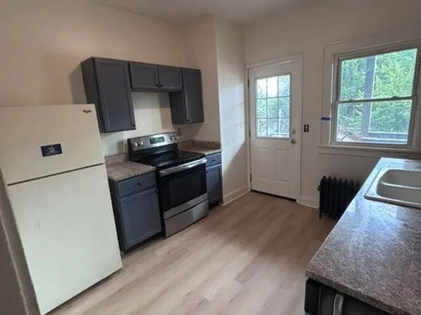 16808 Madison Ave Unit 5, Lakewood, OH 44107