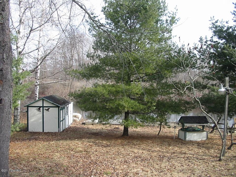 1st image of 4986 Airstrip Dr