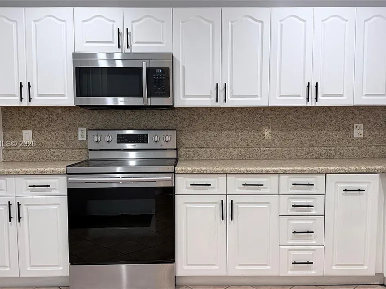 2020 Andromeda Ln — Photo 5