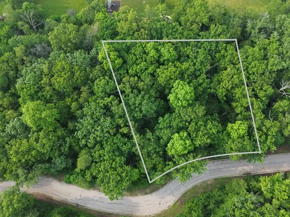 7402 Forest Oak Dr #6, McHenry, IL 60050