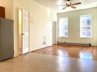 233 Maujer St #2C, Brooklyn, NY 11206