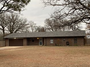 5 Horseshoe Ln, McLoud, OK 74851
