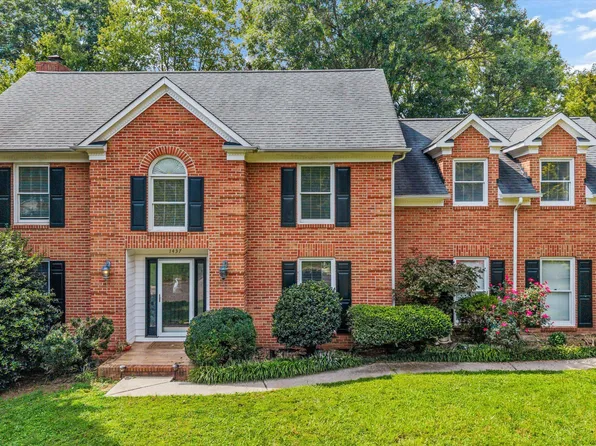 1437 Knightsbridge Dr, Knoxville, TN 37922