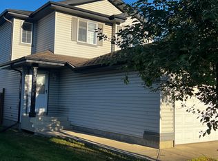 210 Hyndman Cres NW, Edmonton, AB T5A5H9