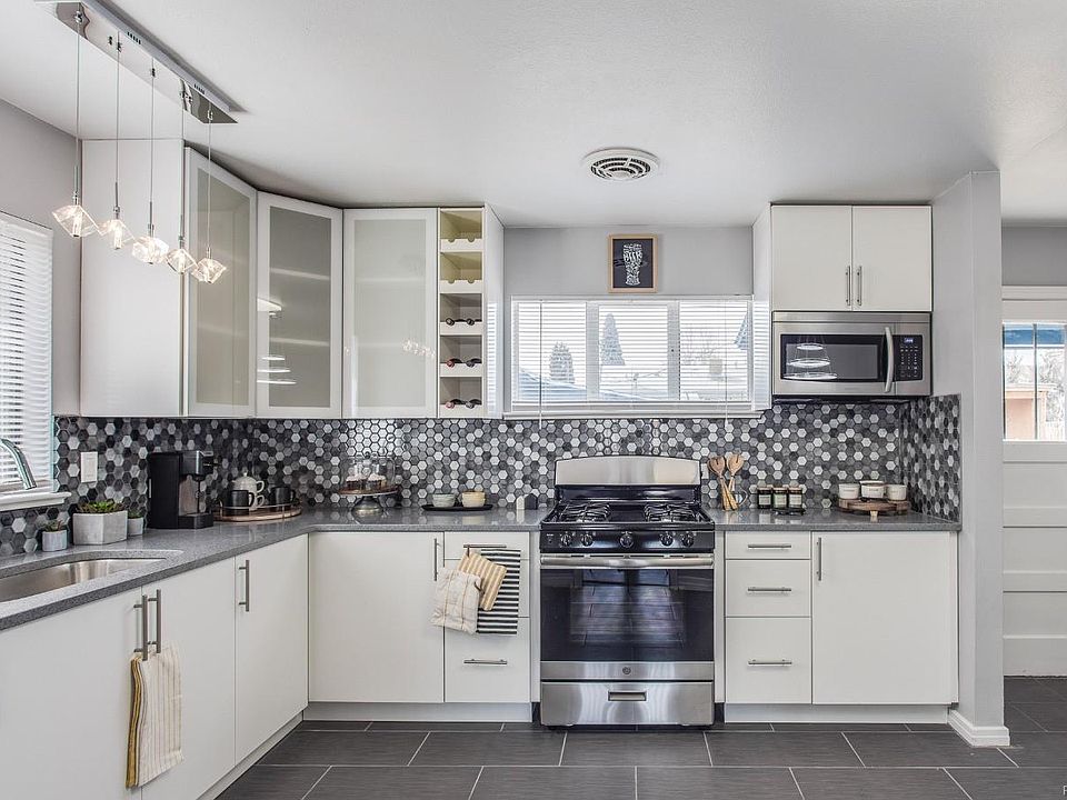 1st image of 1367 S Canosa Ct
