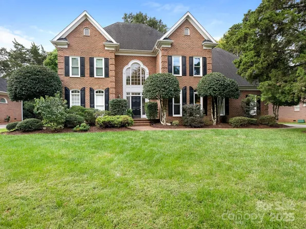 1723 Dove Cottage Dr, Charlotte, NC 28226