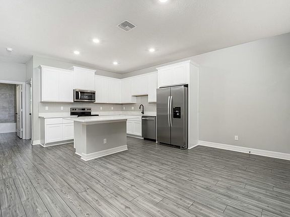3rd image of 5409 Gladness Court
