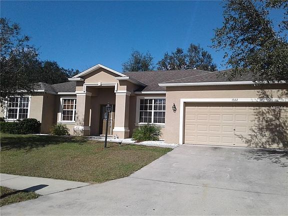 2nd image of 1922 Griffins Green Dr