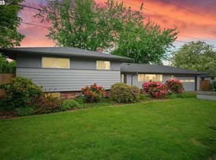 9110 SE Pine St, Portland, OR