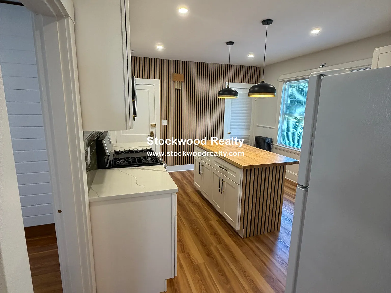 3 bed, $4,100 — Photo 2