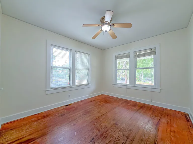 1230 Mitchell Ave — Photo 20