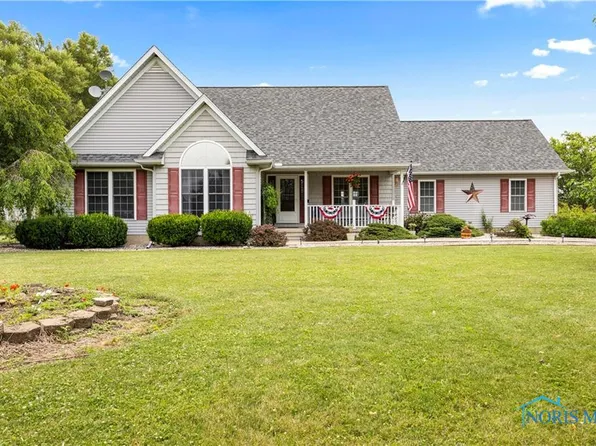 729 N Behlman Rd, Oak Harbor, OH 43449