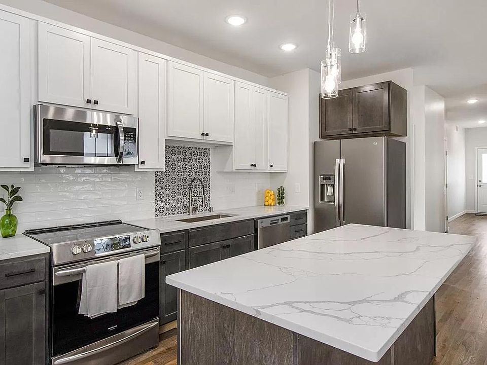 1st image of 3636 28th Ave S APT 1