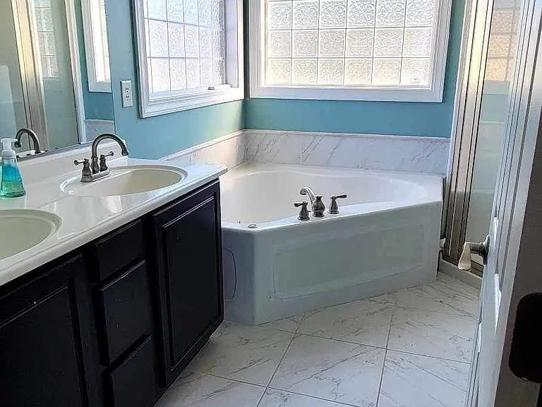 121 Triple Crown Ct — Photo 26