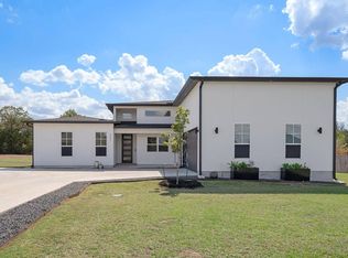 307 Chisholm Trl, Bastrop, TX 78602