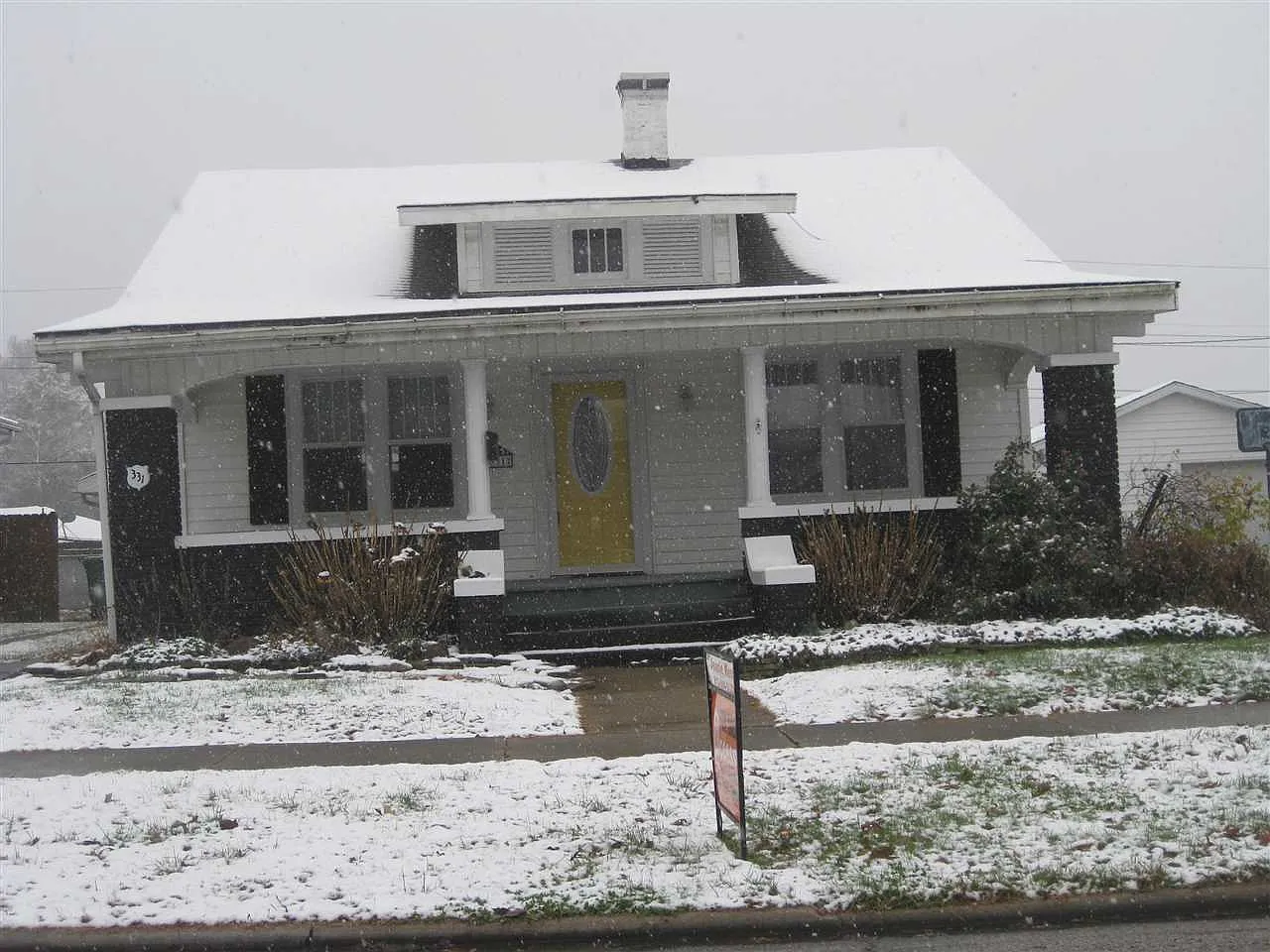331 W Indiana Ave photo 1