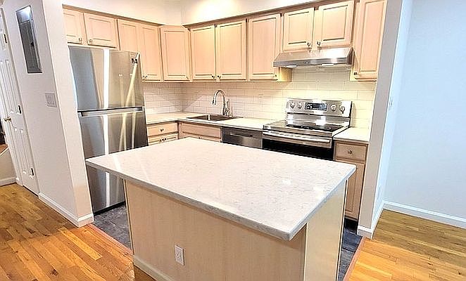 1st image of 222 Putnam Ave Floor 2
