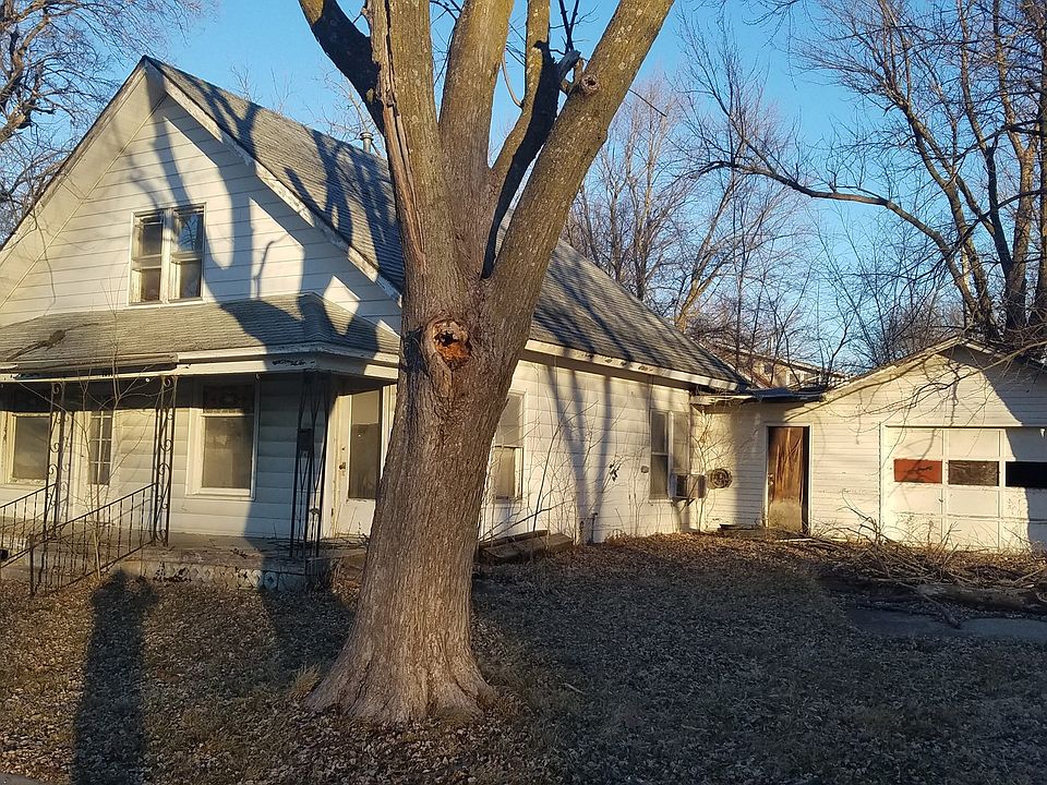 1st image of 1214 Main St