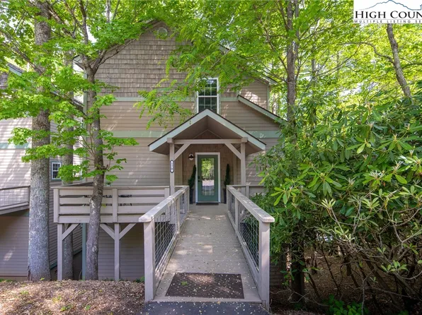 170 Inn at Crestwood Drive, Boone, NC 28607