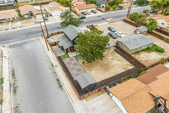 165 N Alessandro Ave — Photo 10