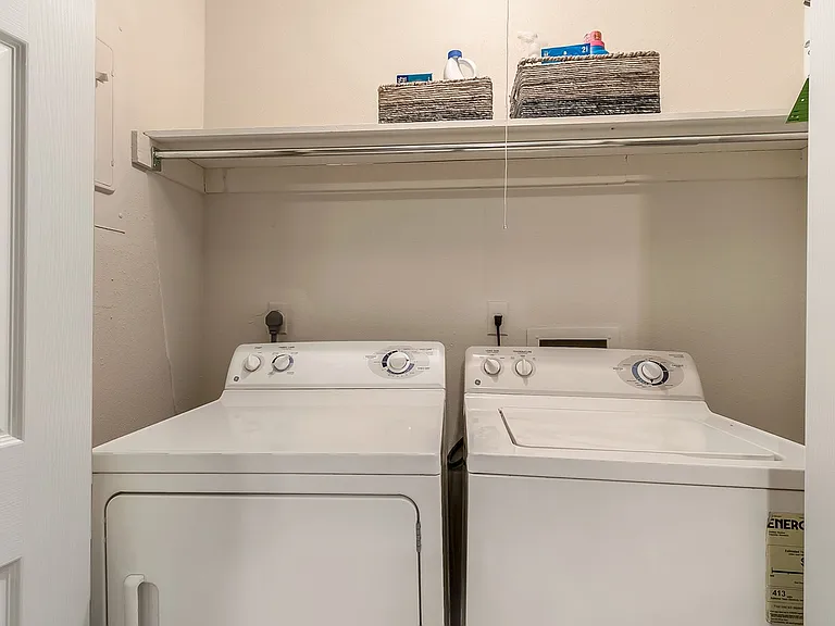 Windmill Creek South — Photo 8