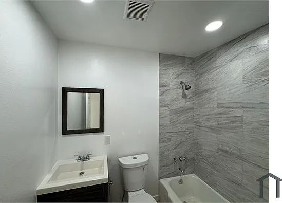 3 bed, 1288 sqft, $3,500 — Photo 2