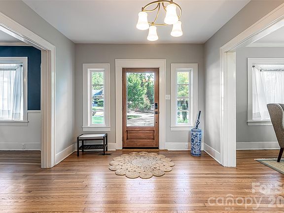 3rd image of 55 Edgemont Rd