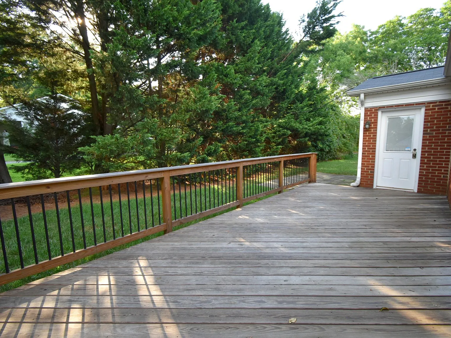 149 Martin St — Photo 4
