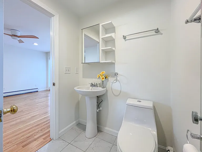 22 Crescent Ave — Photo 39