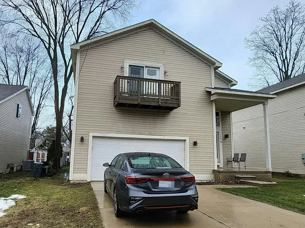 1776 Sylvan Gln, Keego Harbor, MI 48320