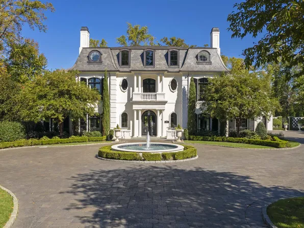 2029 Giovanni Ct, Cary, NC 27518